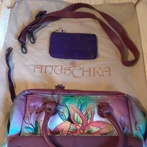 100% Leather Purse by Anuschka